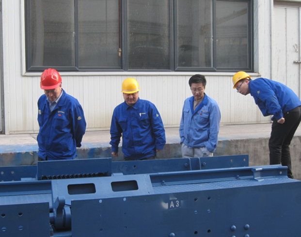 熱烈祝賀煤專(zhuān)公司“出口越南罐籠”、“沙爾夫軌道”兩大國(guó)際項(xiàng)目按期交付，“兩提一保”活動(dòng)圓滿(mǎn)結(jié)束